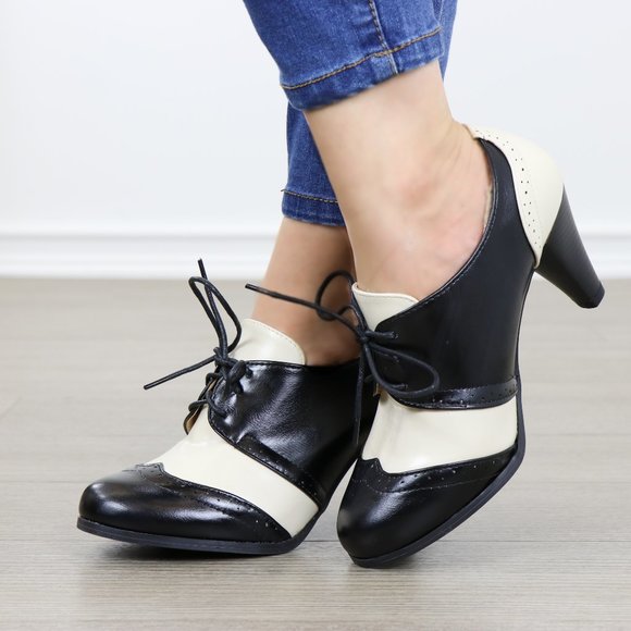 Shoes - Vintage Style Black White Rockabilly Oxfords Boot